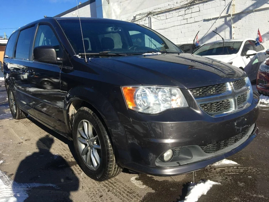 Used 2015 Dodge GRAND CARAVAN 
