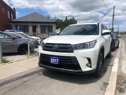 Used 2017 Toyota HIGHLANDER 