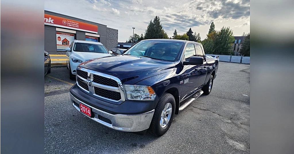Used 2014 Dodge RAM 1500 4WD QUAD CAB 5.7L V-8 HEMI 4WD Quad Cab 140.5" ST