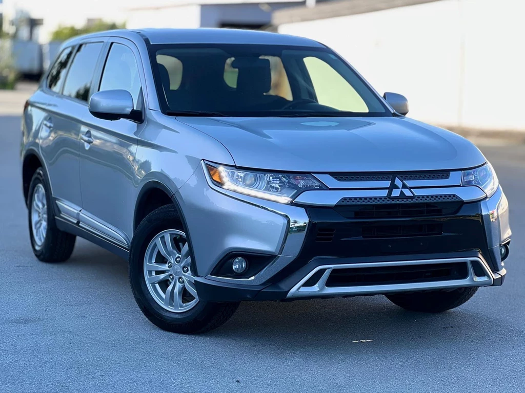 Used 2020 Mitsubishi OUTLANDER AWD AWD 
