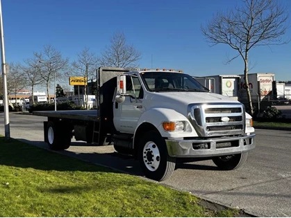 Used 2008 Ford F-750 Flack Deck 2WD Diesel Hydraulic Brakes