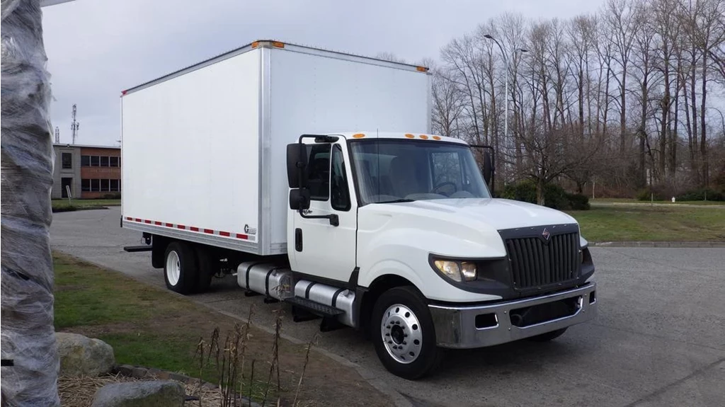 Used 2012 International TERRASTAR 16 Foot Cube Van 3 Seater Diesel