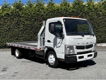 Used 2013 Mitsubishi FUSO FE160 14-Foot Flatdeck Diesel