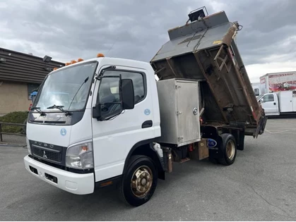 Used 2008 Mitsubishi FUSO Power Tailgate Dump Truck With Winch 3 Seater Diesel