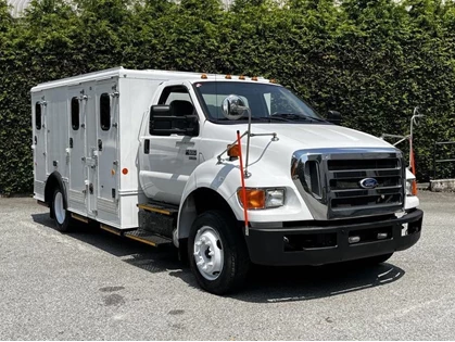 Used 2011 Ford F-650 Ex Sheriff Van Cummins Diesel 2WD