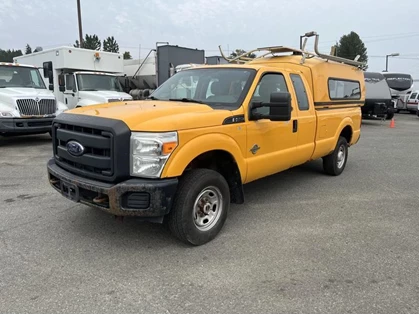Used 2013 Ford F-250 SD XLT SuperCab Long Bed 4WD Diesel with work top canopy
