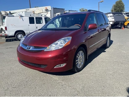Used 2010 Toyota SIENNA 7 Passenger Van FWD