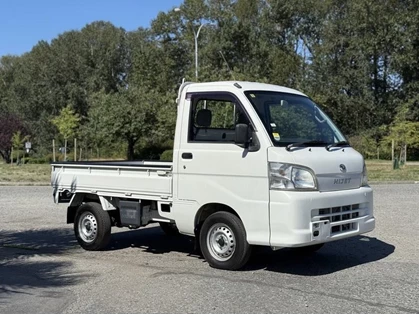 Used 2009 Daihatsu HIJET DM 4x4 Kei Pickup Truck right Hand Drive