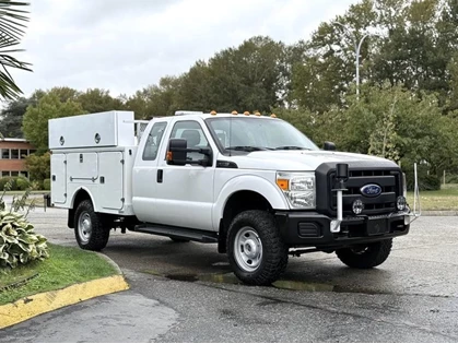 Used 2015 Ford F-350 SD 4X4 Service Truck with Storage Compartments