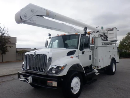 Used 2009 International 7400 Workstar Bucket Truck With Air Brakes Diesel
