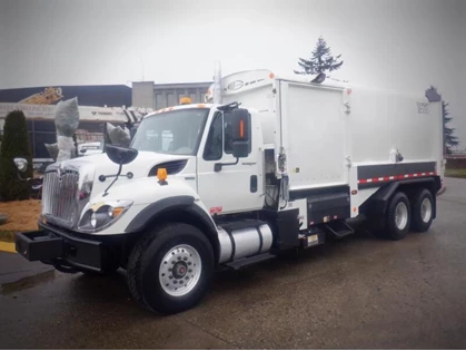 Used 2008 International 7400 Garbage Truck Air Brakes Diesel