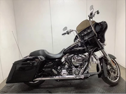Used 2015 Harley-Davidson FLXHI Street Glide Motorcycle
