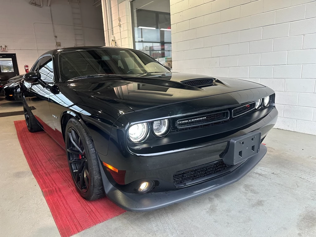 Used 2022 Dodge CHALLENGER R/T PLUS / RED SUEDE / 6 SPD MANUAL 