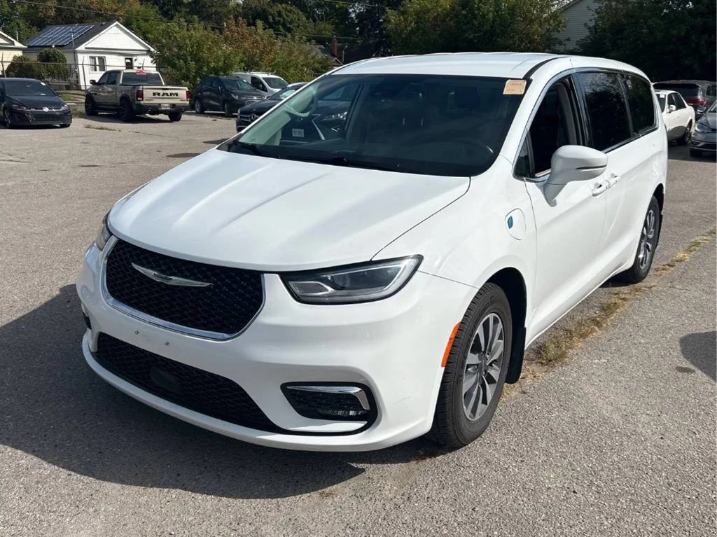 Used 2022 Chrysler PACIFICA HYBRID TOURING L 