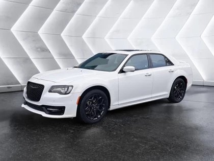 Used 2023 Chrysler 300 