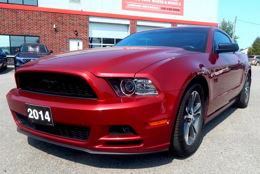 Used 2014 Ford MUSTANG BASE - CarsAndCars.ca