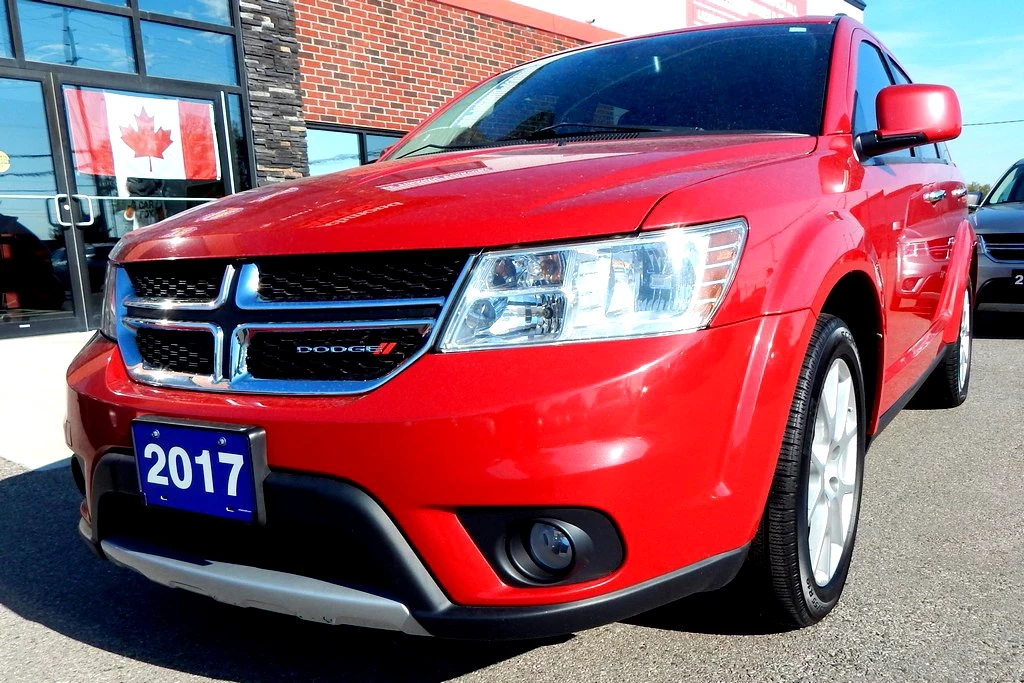 Used 2017 Dodge JOURNEY GT W/ LEATHER, SUNROOF, NAV AND BA 