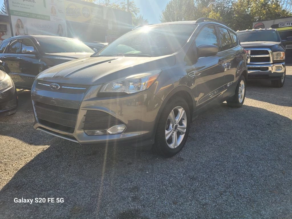 Used 2014 Ford ESCAPE SE 4DR FRONT-WHEEL DRIVE AUTOMATIC 