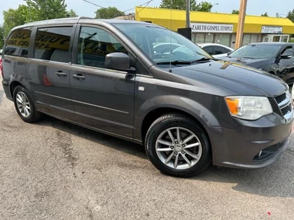 Used 2014 Dodge GRAND CARAVAN FWD 