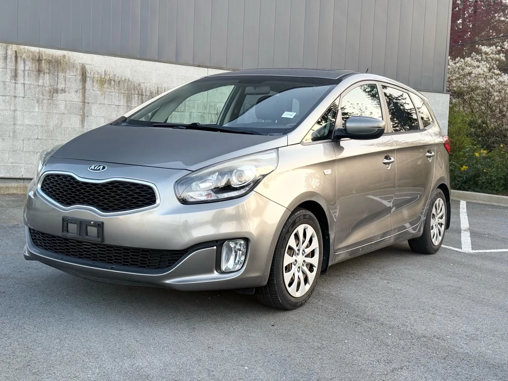 Used 2015 Kia RONDO FWD 
