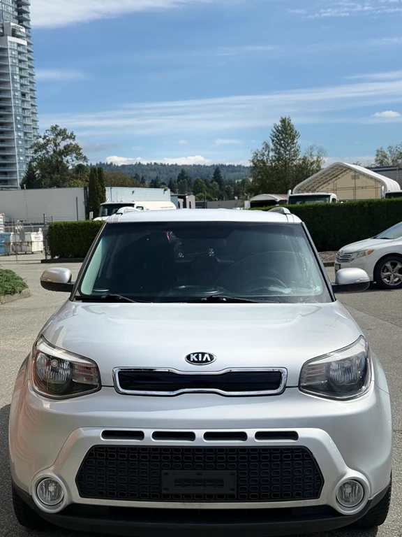 Used 2014 Kia SOUL FWD 