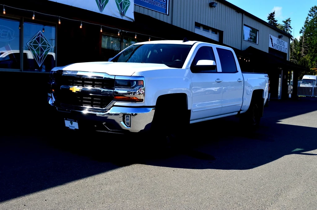 Used 2018 Chevrolet SILVERADO 1500 LT CREWCAB 4X4 FULL TOW 