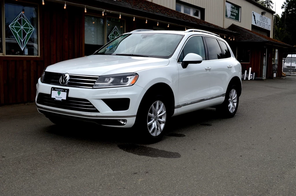Used 2016 Volkswagen TOUAREG HIGHLINE VR6 LUXURY 
