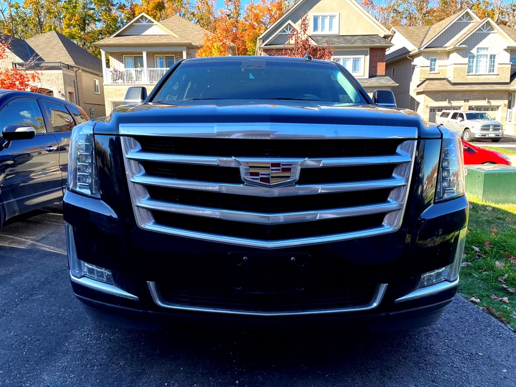 Used 2019 Cadillac ESCALADE LUXURY 4WD 