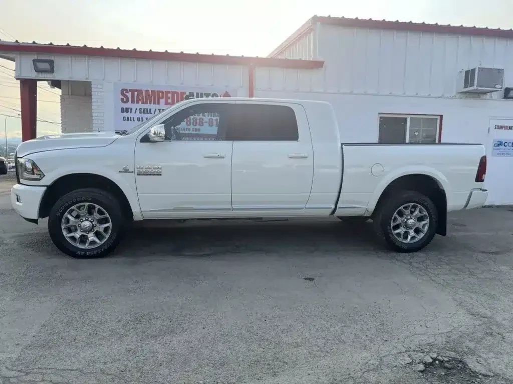 Used 2018 RAM 3500 LIMITED 4X4 MEGA CAB | PEARL WHITE 