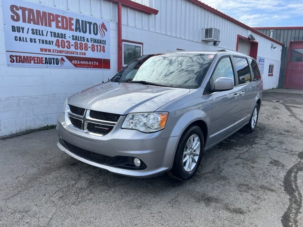 Used 2019 Dodge GRAND CARAVAN SXT PREMIUM PLUS / DVD / 7 PASSEN 