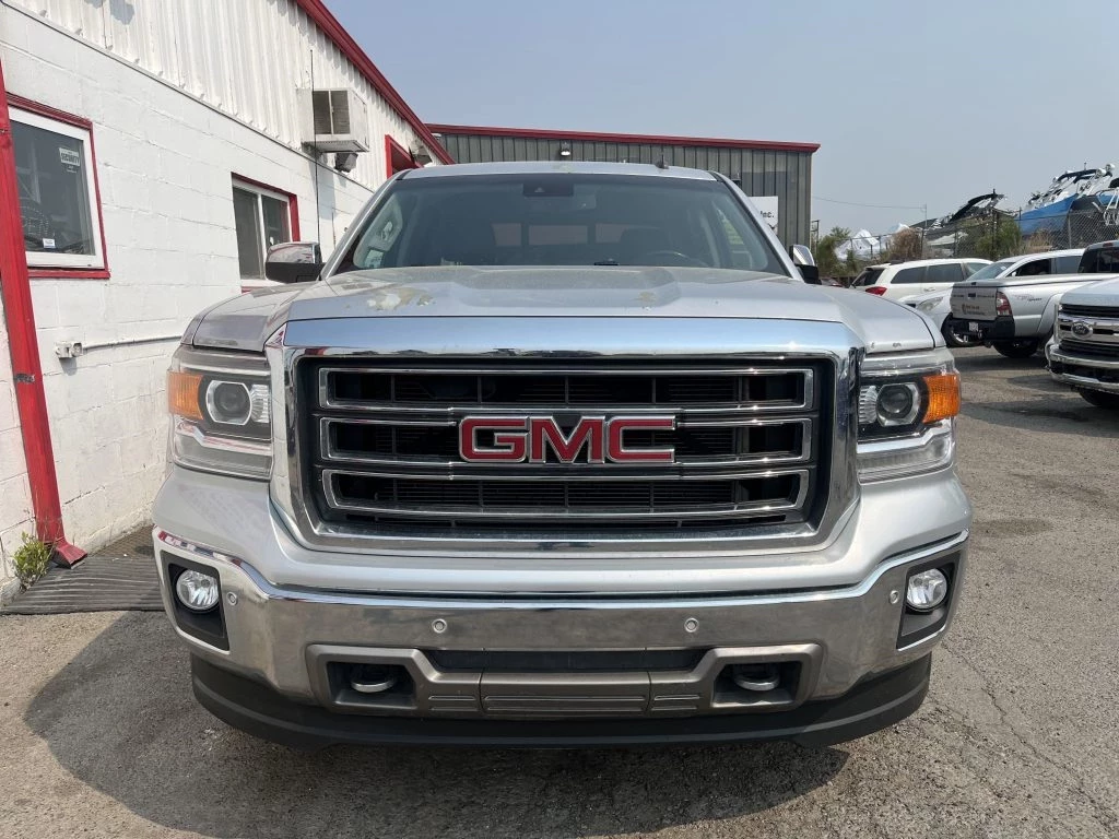 Used 2014 GMC SIERRA 1500 SLT | 4WD | CREW CAB | HEATED AND C 