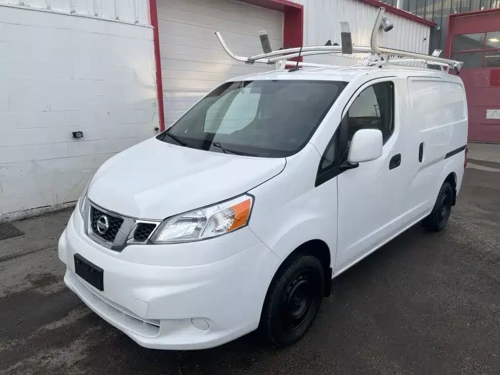 Used 2015 Nissan NV200 SV LOW KMS | FRESH POWDER 