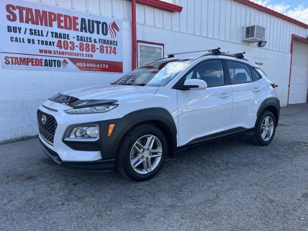 Used 2019 Hyundai KONA ESSENTIAL | CHALK WHITE METALLIC 