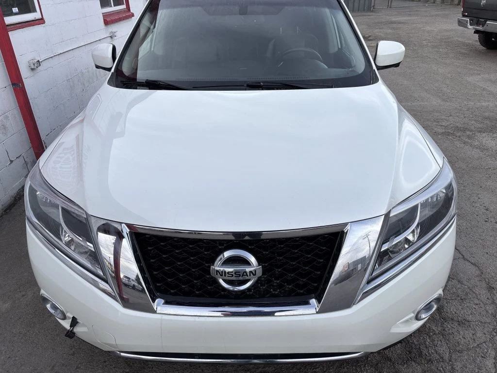 Used 2016 Nissan PATHFINDER PLATINUM | 4WD | 6 PASSENGER | CAPTA 