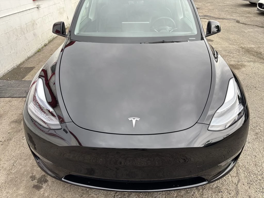 Used 2023 Tesla MODEL Y 960352 | 5,537 KM | SOLID BLACK 