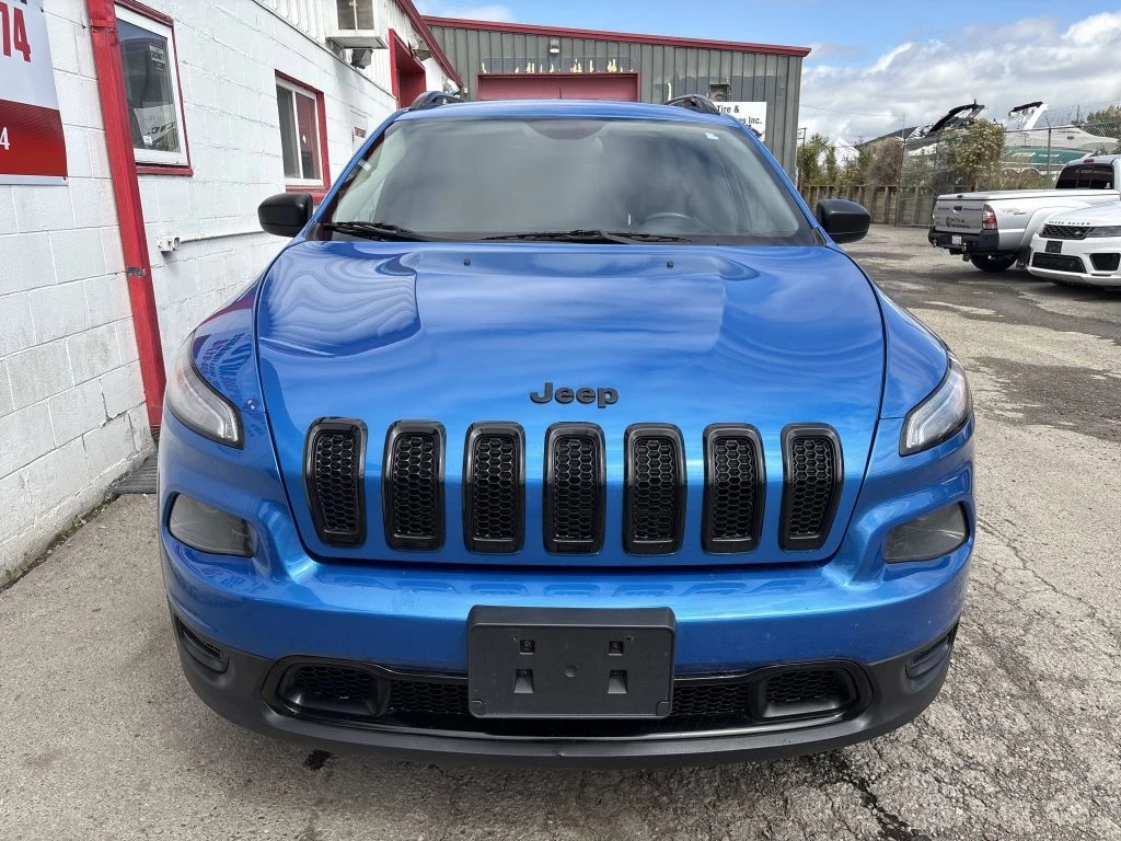 Used 2018 Jeep CHEROKEE ALTITUDE | 4X4 | LOADED | AUTOMATIC 