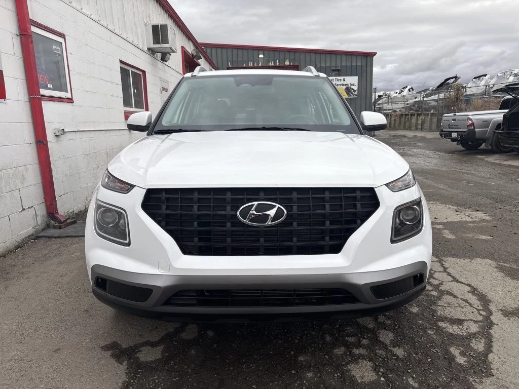 Used 2024 Hyundai VENUE PREFERRED | HEATED SEATS | HEATED STEERIN 