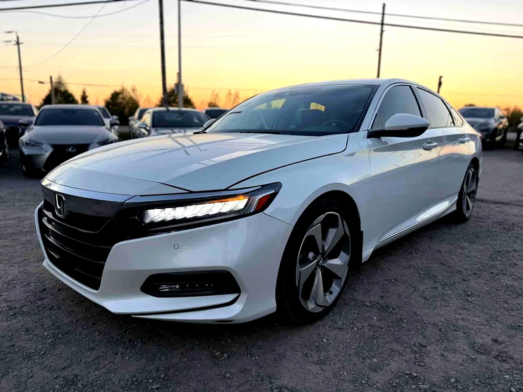 Used 2018 Honda ACCORD TOURING SEDAN 