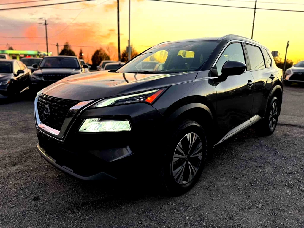 Used 2023 Nissan ROGUE SV MOONROOF AWD 