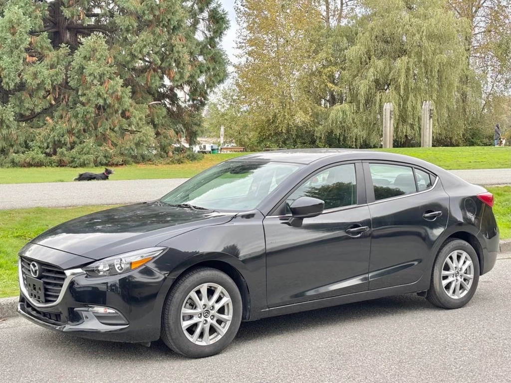 Used 2018 Mazda 3 GS 