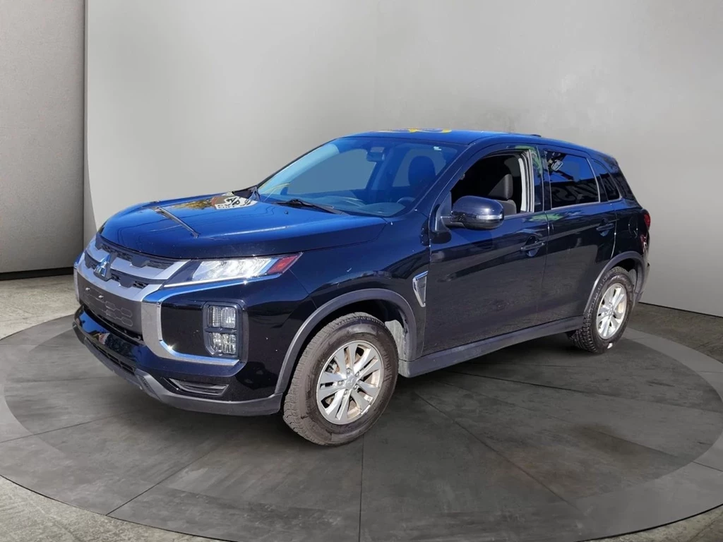 Used 2022 Mitsubishi RVR SE