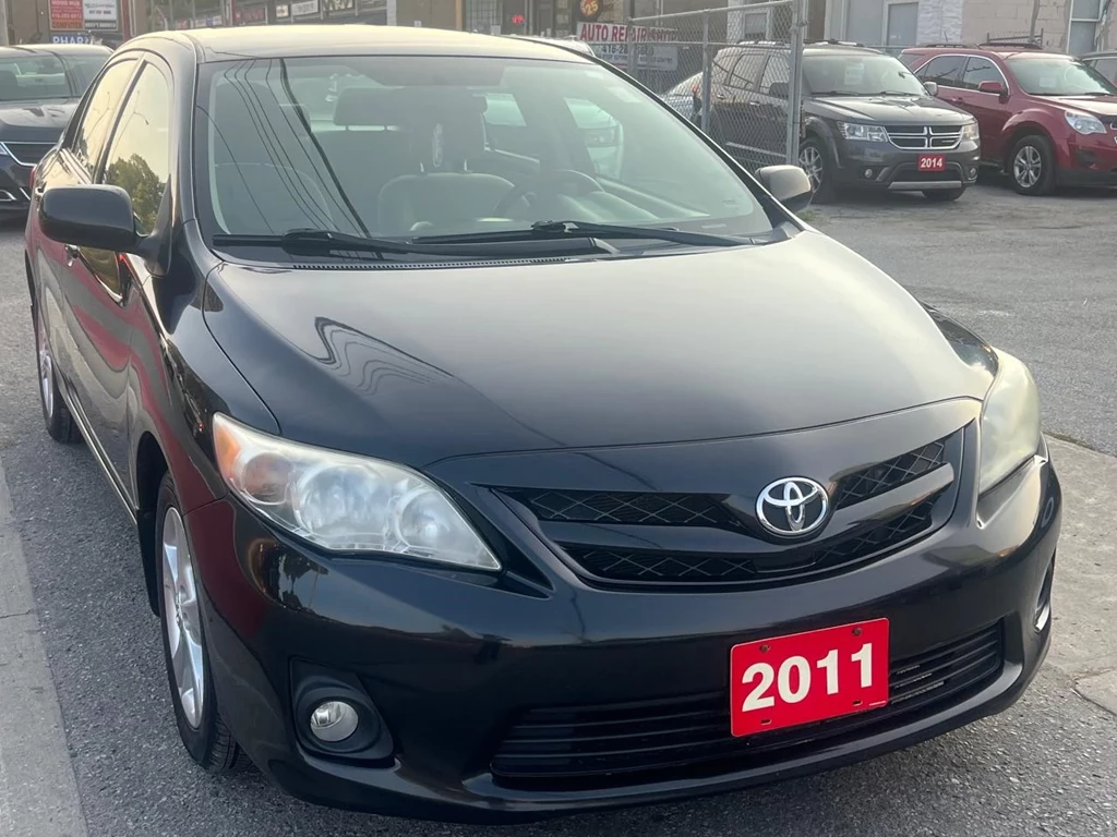 Used 2011 Toyota COROLLA LE-EXTRA CLEAN-LOW KMS -HEATED SEATS