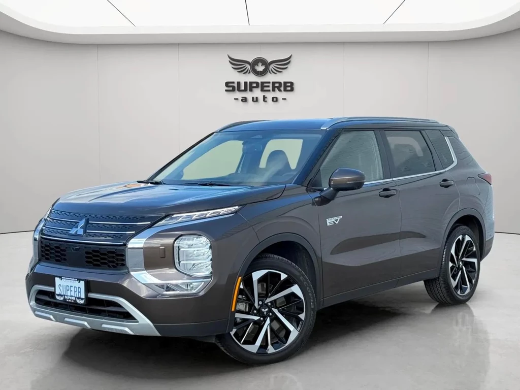 Used 2024 Mitsubishi OUTLANDER PLUG-IN HYBRID 