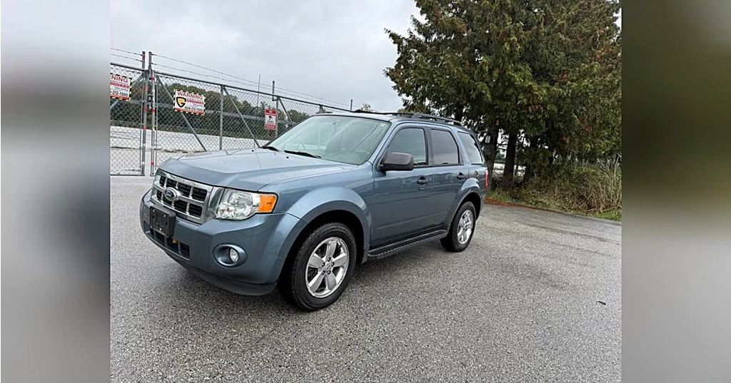 Used 2012 Ford ESCAPE XLT 4X4 AUTOMATIC A/C FULLY LOADED WITH ... 4WD 4dr XLT