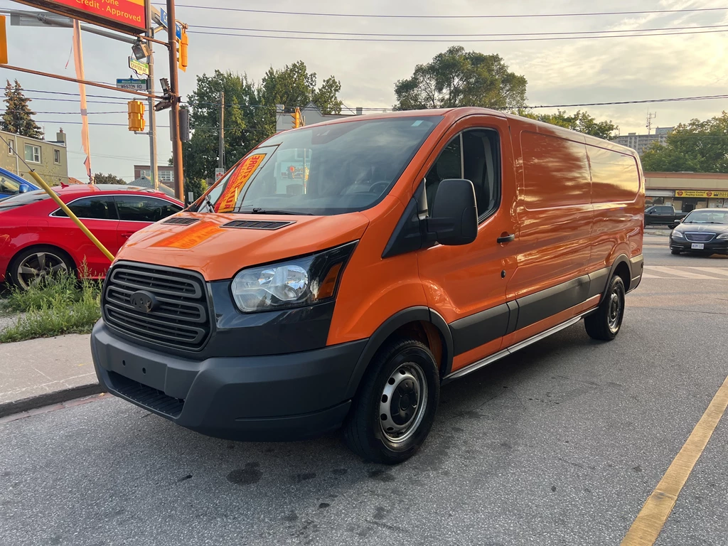 Used 2018 Ford TRANSIT RWD 