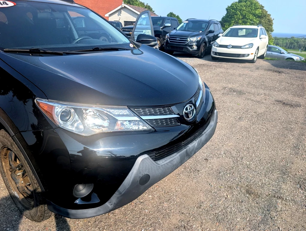Used 2014 Toyota RAV4 LE 146,303 KM NUMBER ONE IN LONGE 