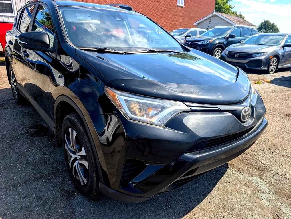 Used 2017 Toyota RAV4 LE (NATL) 174,336 KM ONLY 1 OWNER 