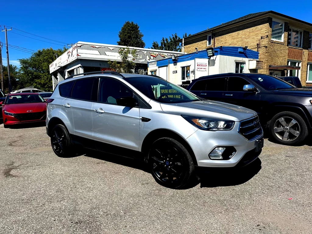Used 2019 Ford ESCAPE SE 