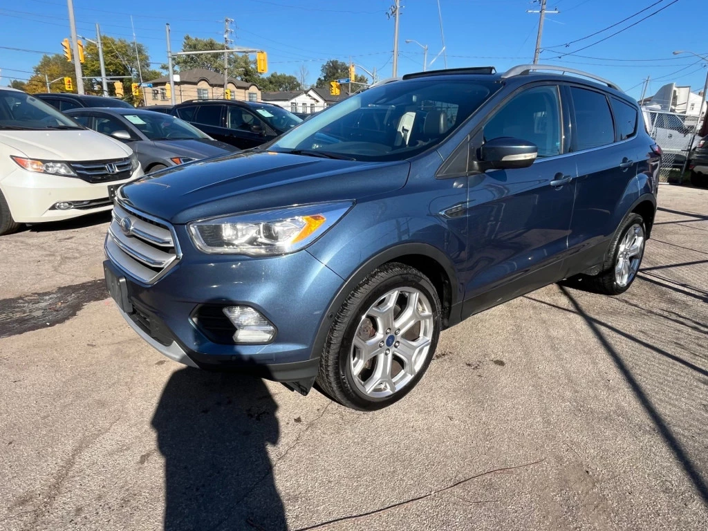 Used 2018 Ford ESCAPE Titanium 4dr 4x4 Automatic