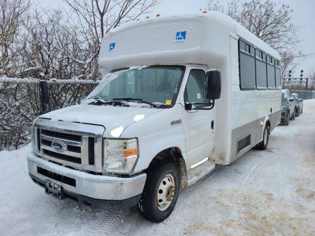 Used 2011 Ford ECONOLINE COMMERCIAL CUTAWAY E-450 Super Duty DRW